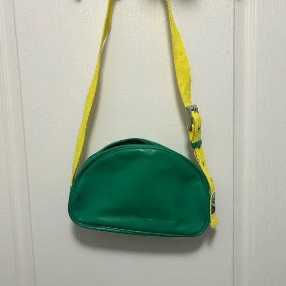 ✨Host Pick✨ Y2K Puma Pleather Belt Bag/Crossbody Bag - Picture 5 of 6